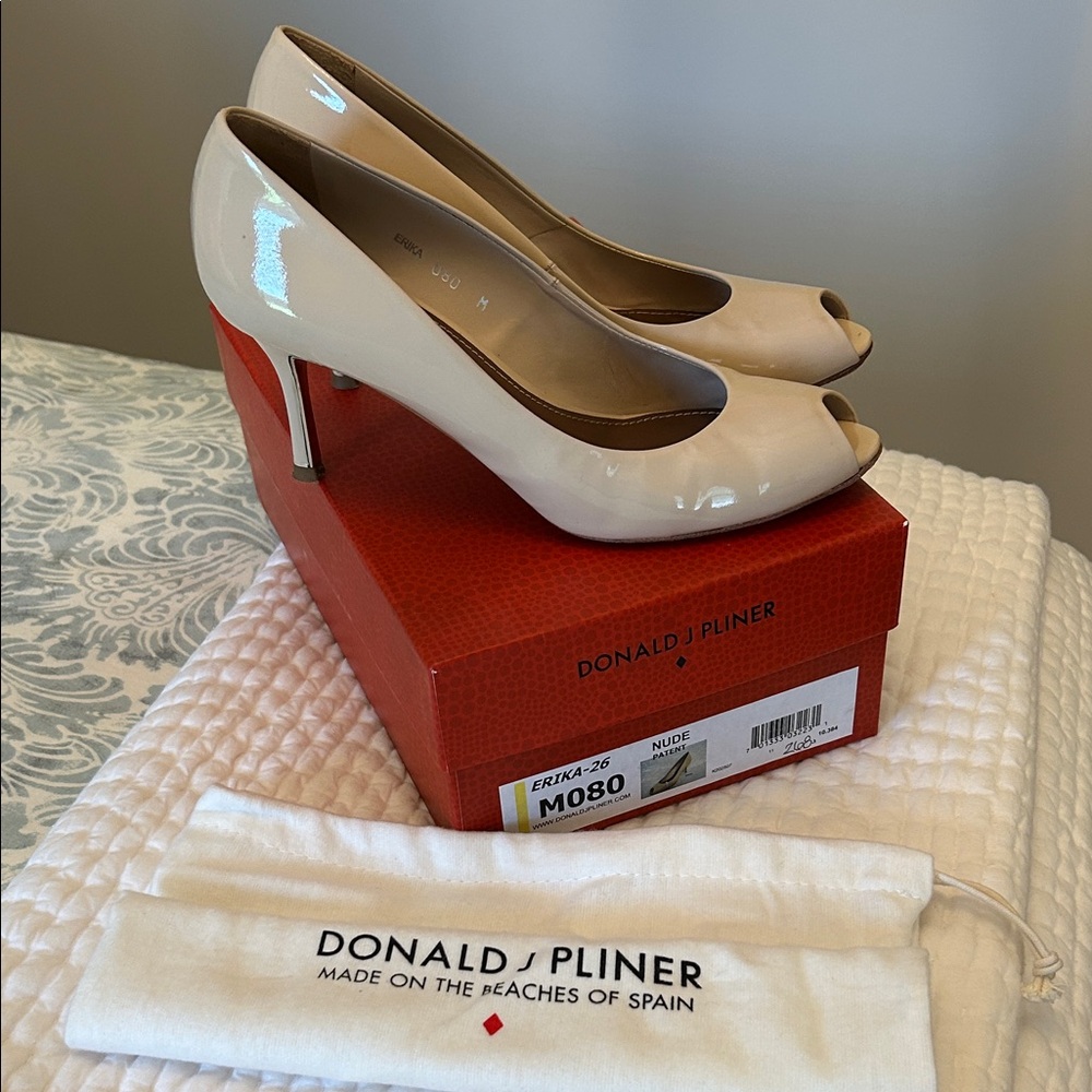 Donald J. Pliner Nude Patent Peep Toe Heels